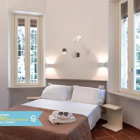Vl04 - Porto Recanati, Leda Interno 4 *